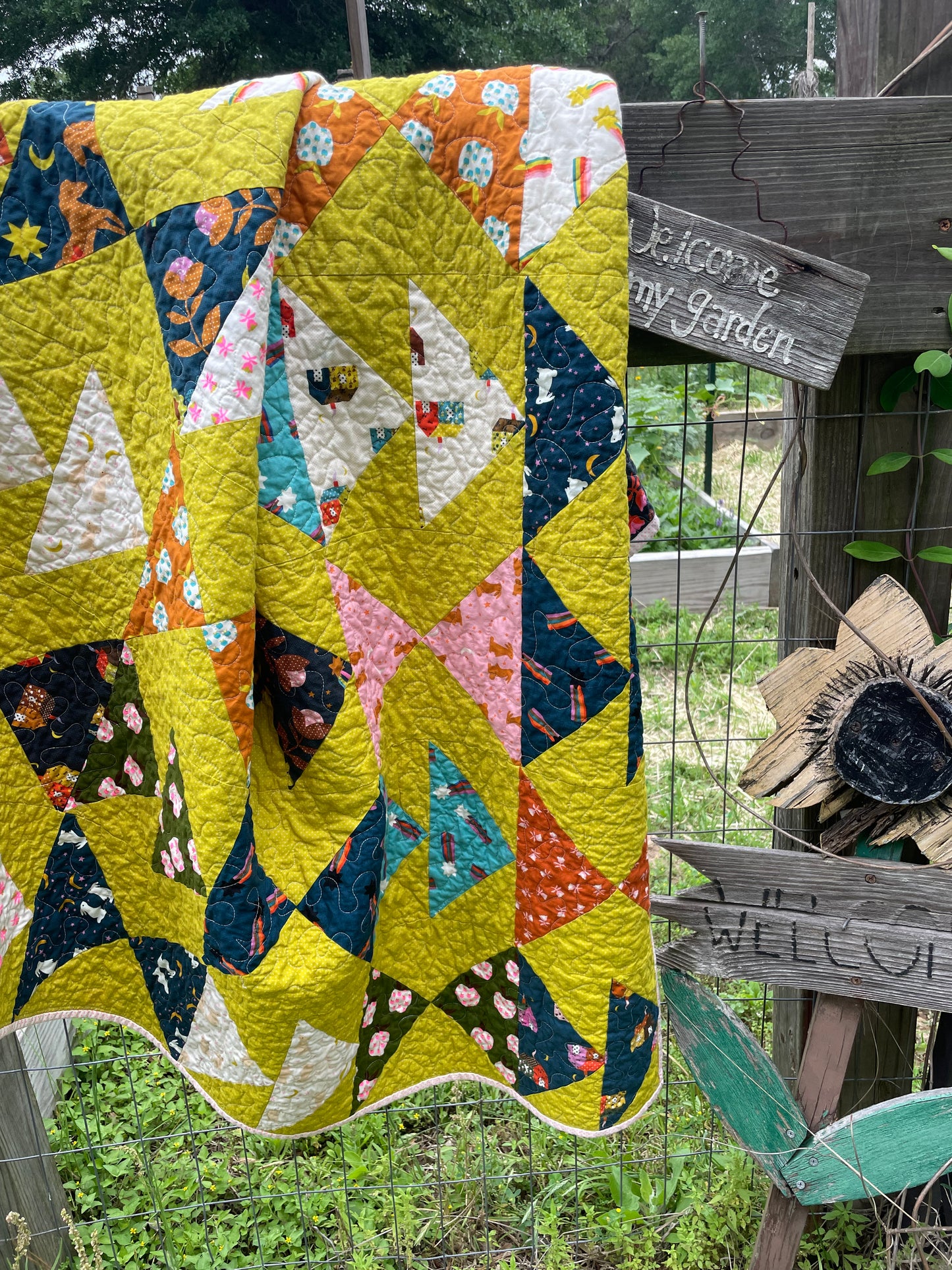 Birds and Bows Quilt Pattern