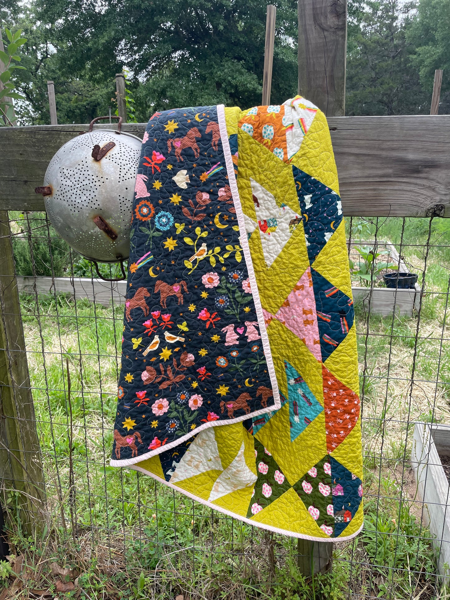 Birds and Bows Quilt Pattern